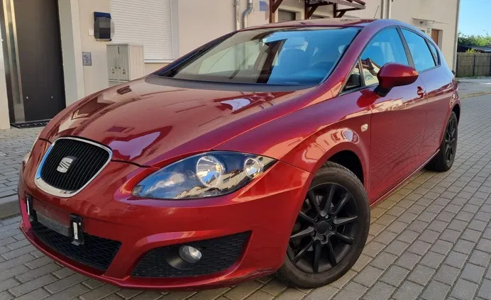 milicz Seat Leon cena 14990 przebieg: 280000, rok produkcji 2009 z Milicz